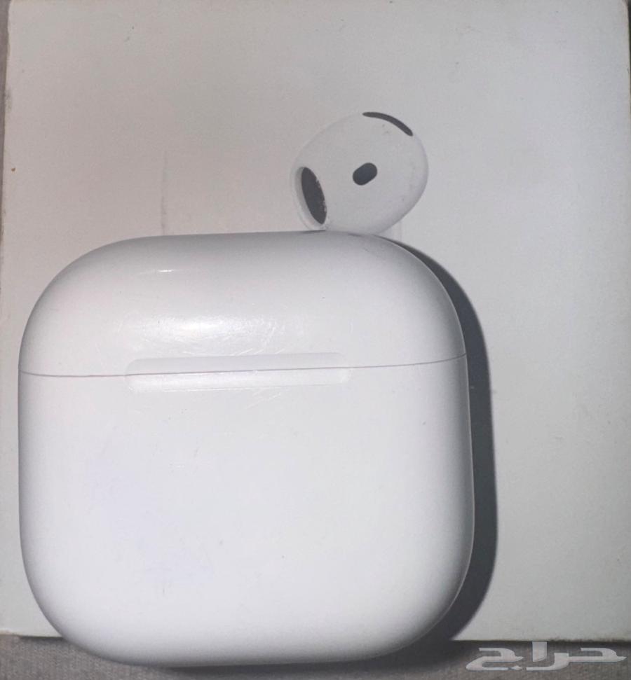 ايربودز 4 مع خاصية الغاء الصوت AirPods 4 noise cancellation64519779885571112