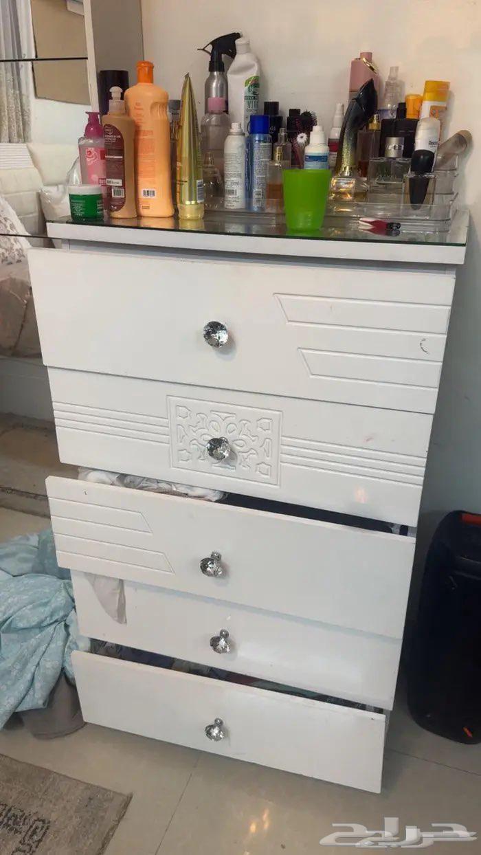 غرفه نوم واثاث للبيع64528507916930111