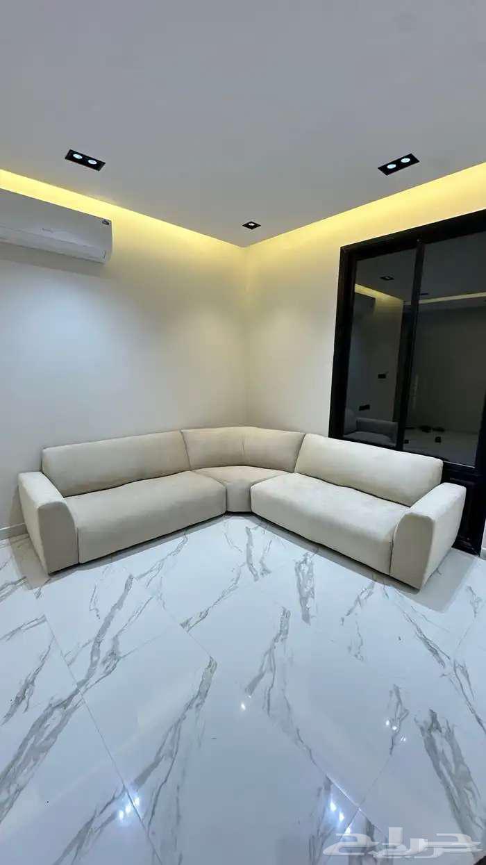 للبيع كنب مستخدم نظيف الاسفنج مريح64533860041858112