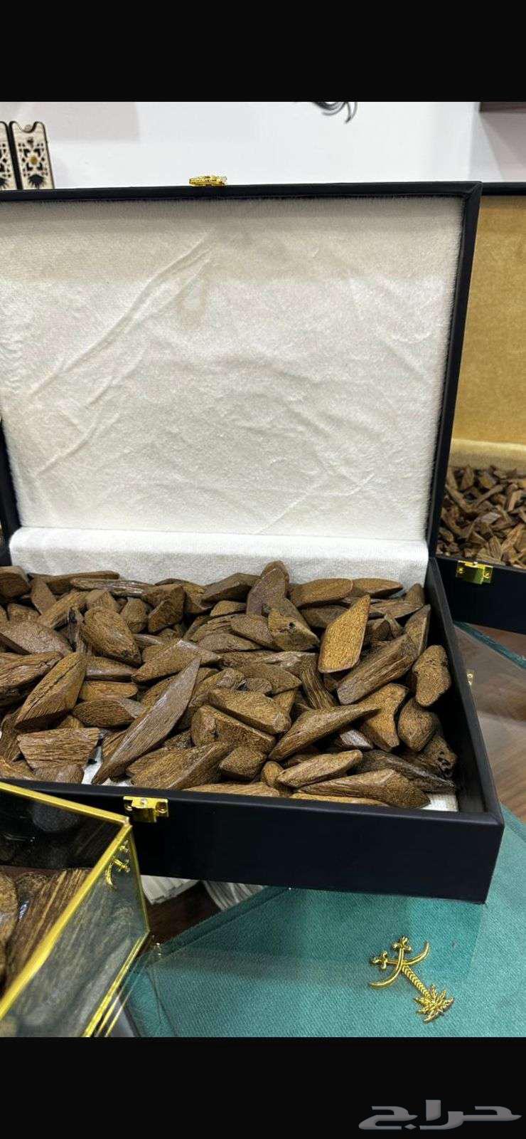 طيب عود طبيعي64530698404097111