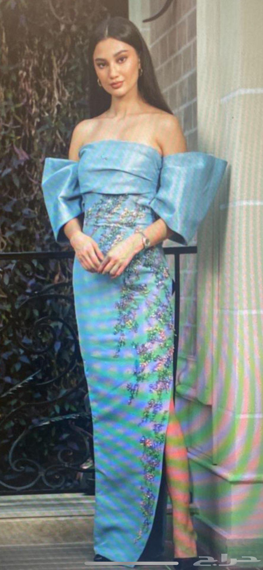 فستان المصممة منو السبيعي64533061718401110