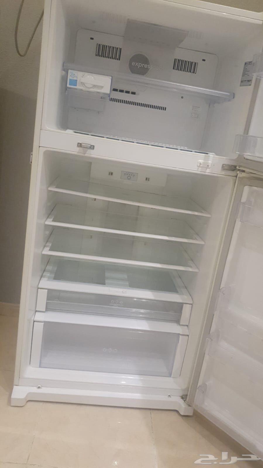 ثلاجة   فريزر للبيع بسعر ممتاز64529235898753112