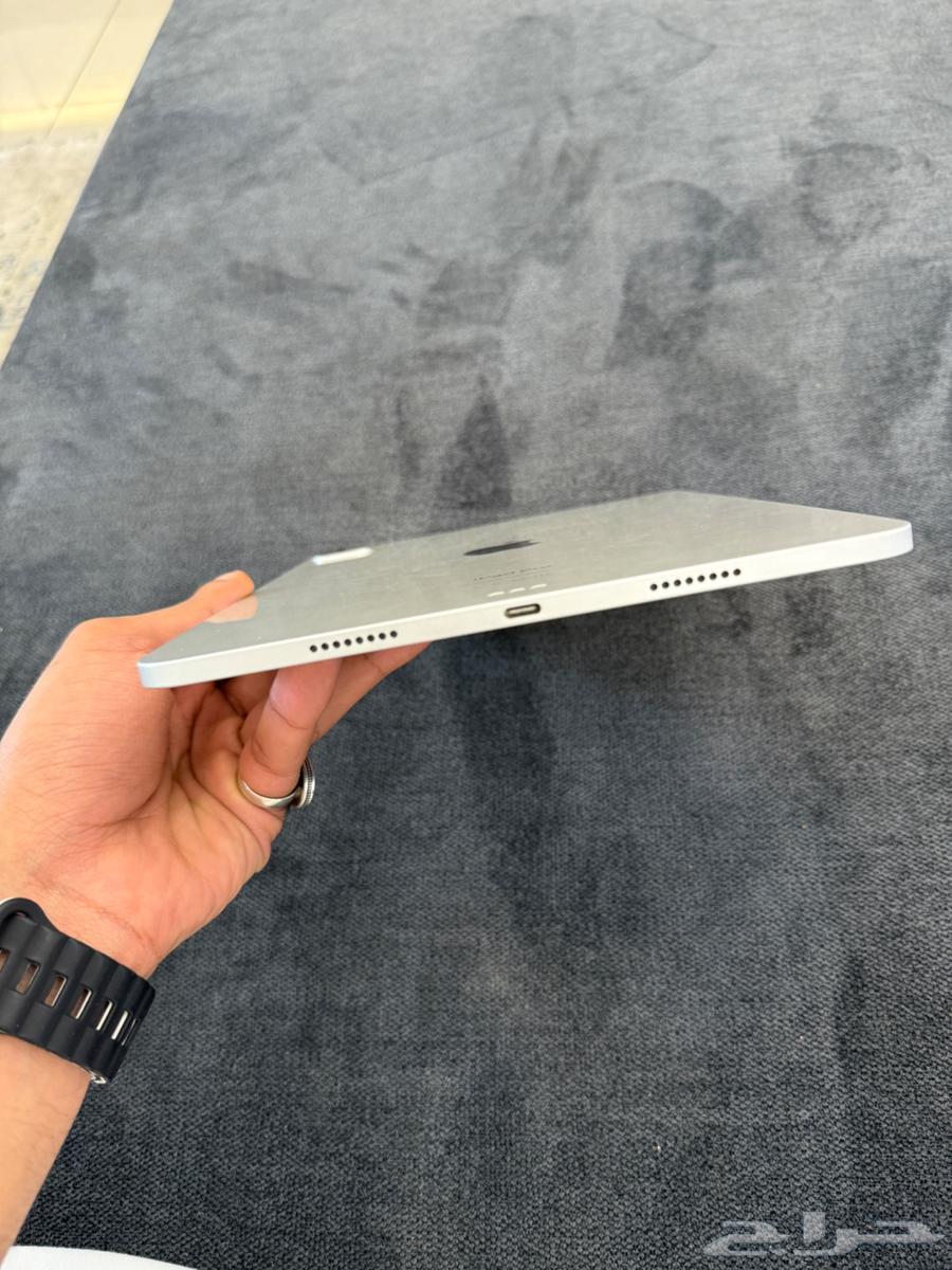 ايباد برو الجيل الرابع 11 انش 256 جيجا سيلفر64530613926402114