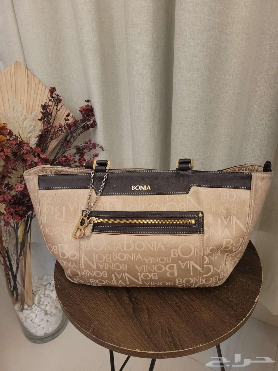 شنط اصليه للبيع64531224646658110