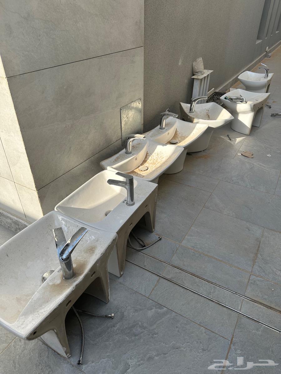 مغاسل ايدي ومظلة للبيع64532353653762110