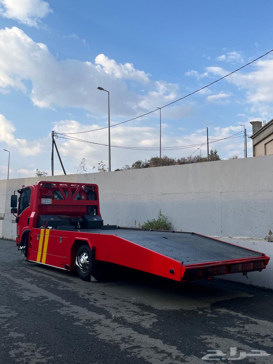 سطحه لنقل السيارات داخل وخارج الباحه64212036306307111