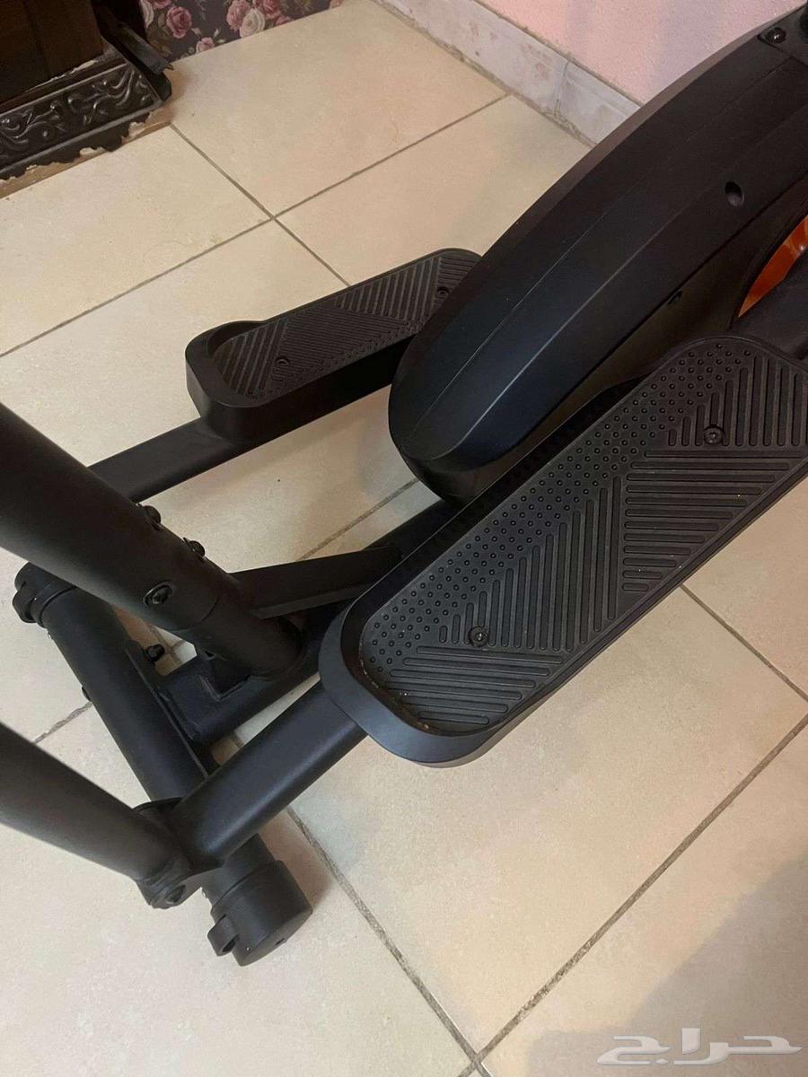 للبيع جهاز اوربتراك دراجه رياضية64533986826883112