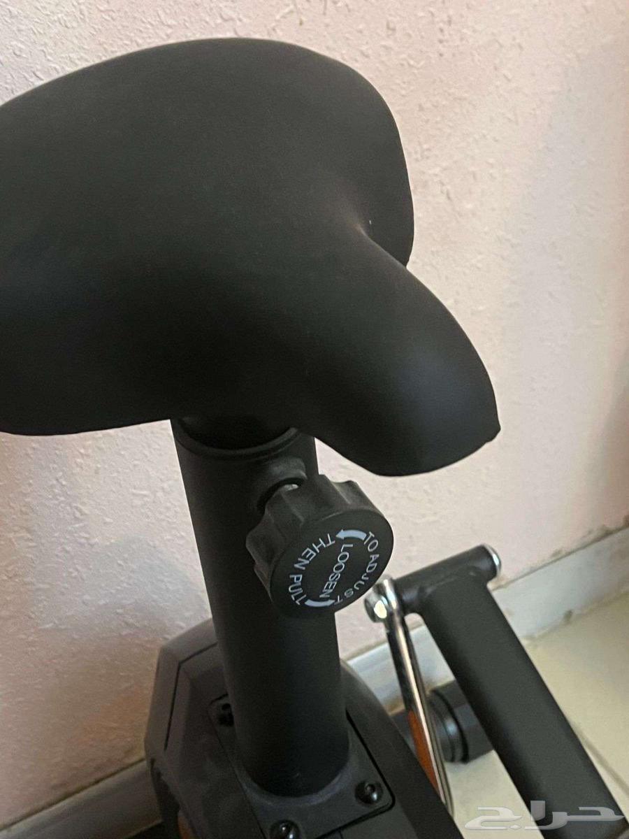 للبيع جهاز اوربتراك دراجه رياضية64533986826883110