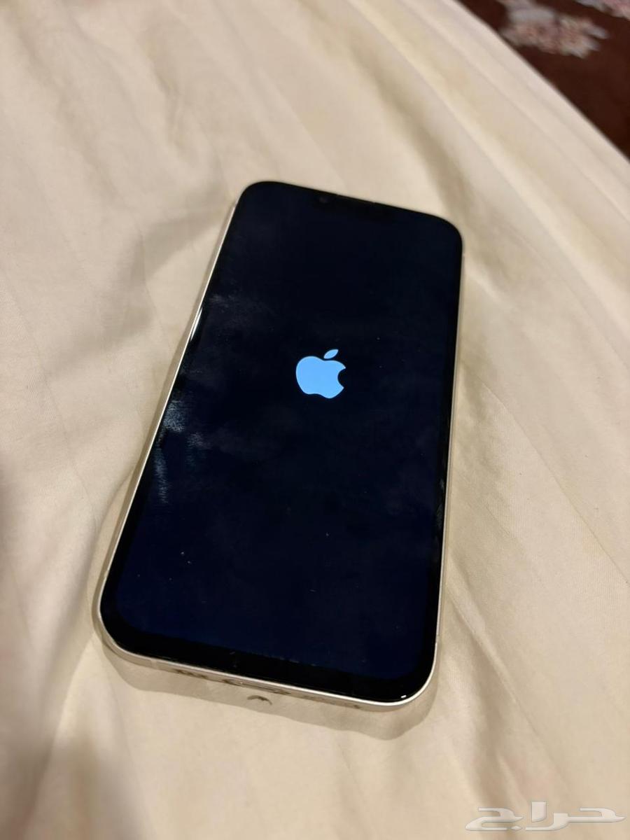 ايفون 13 العادي ابيض64534099485443113