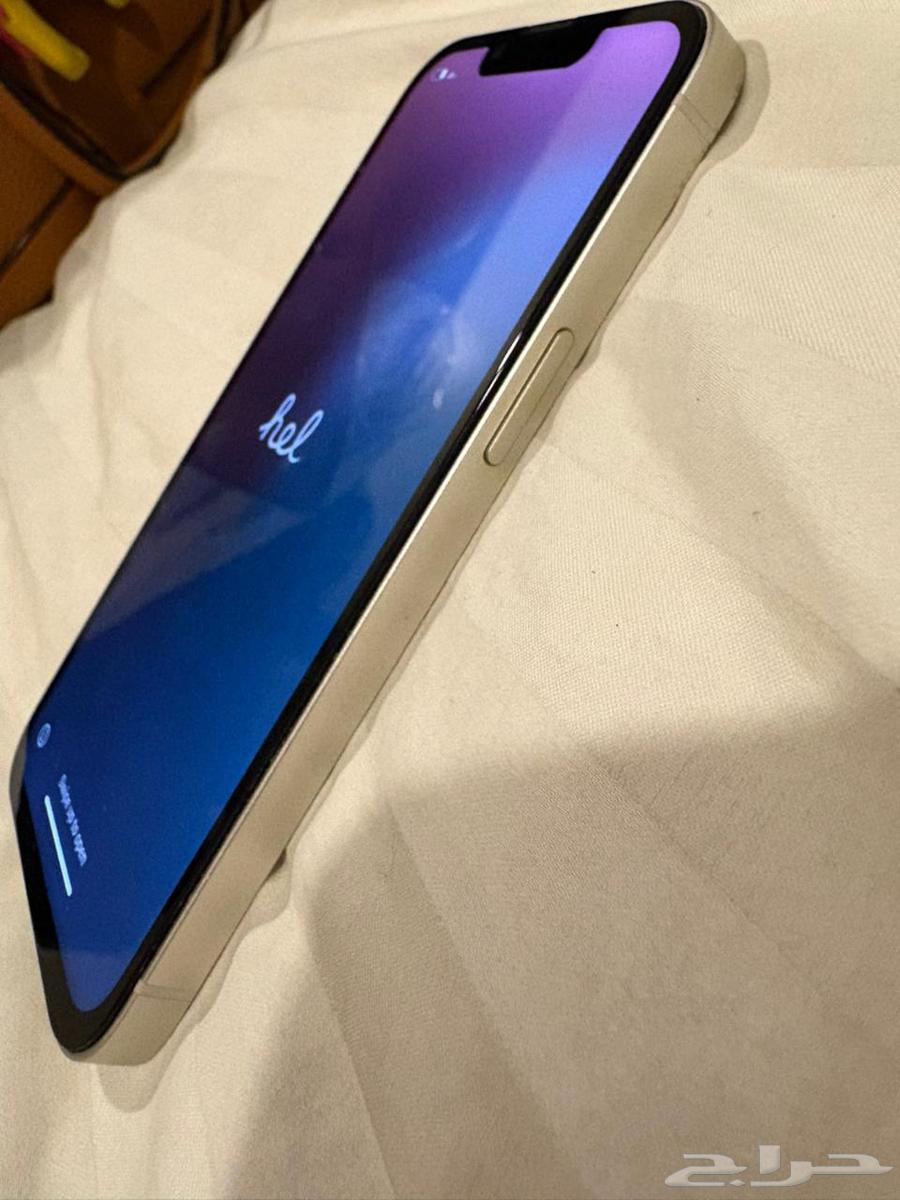 ايفون 13 العادي ابيض64534099485443111