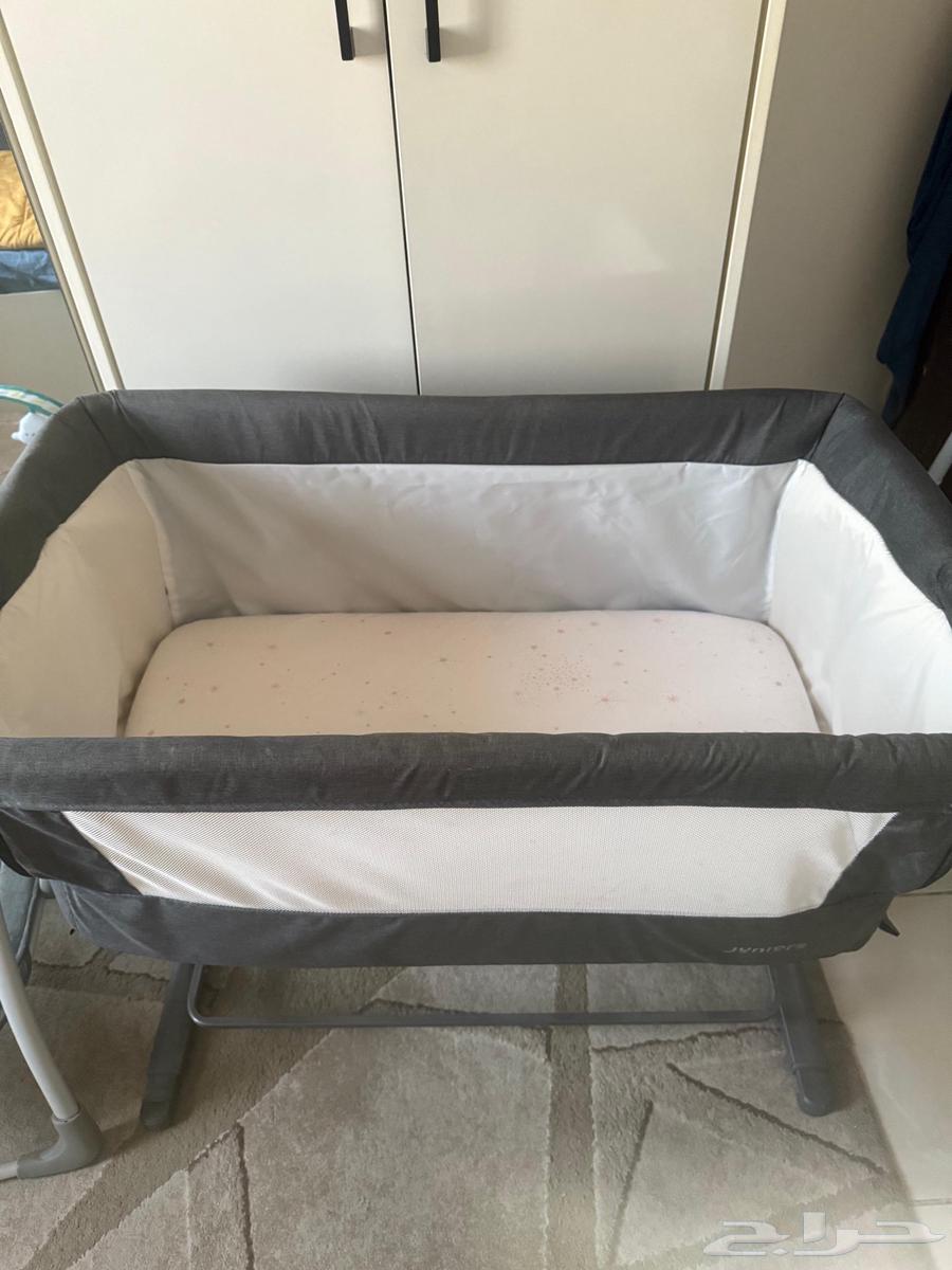 سرير أطفال وكرسي هزاز وكرسي أطفال64534971541250112