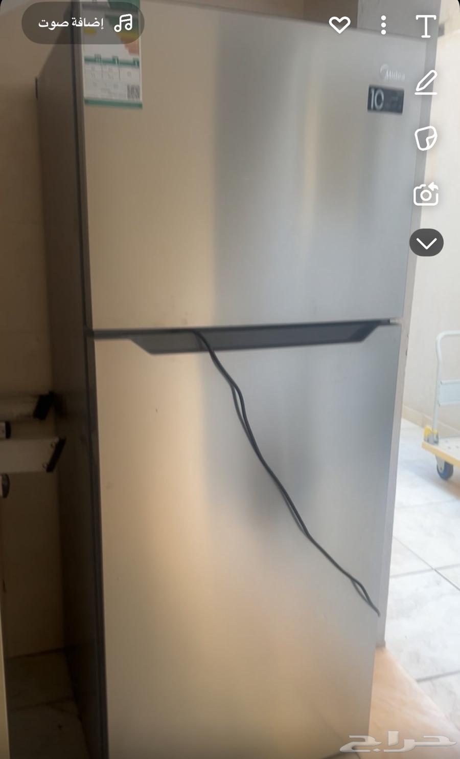 ثلاجة للبيع شبه جديده استعمال نظيف64532466086657110