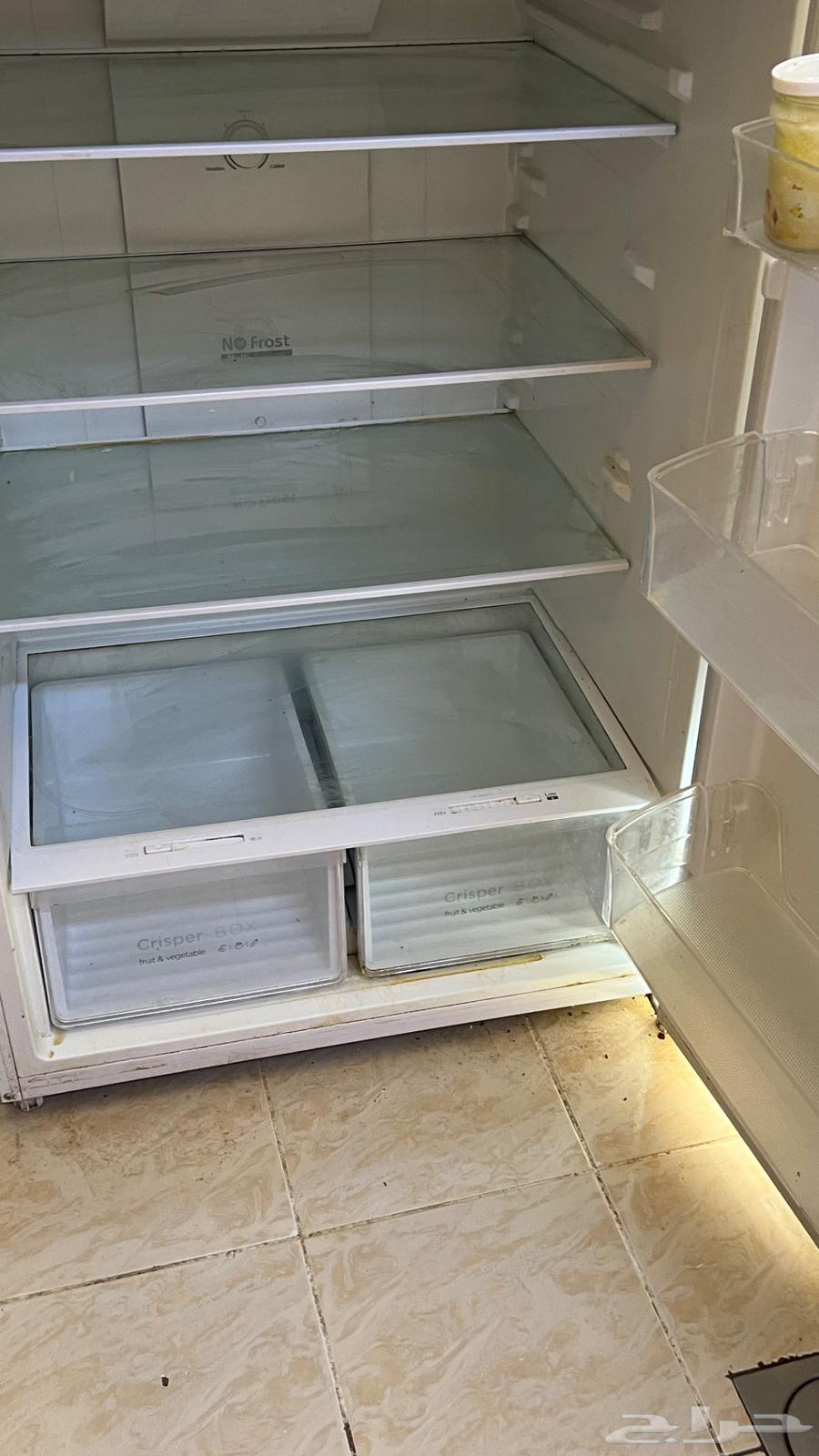 ثلاجه للبيع نظيفه64529798172673111