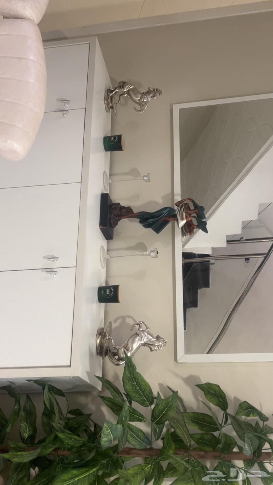 طاولة طعام للبيع64530303996290110