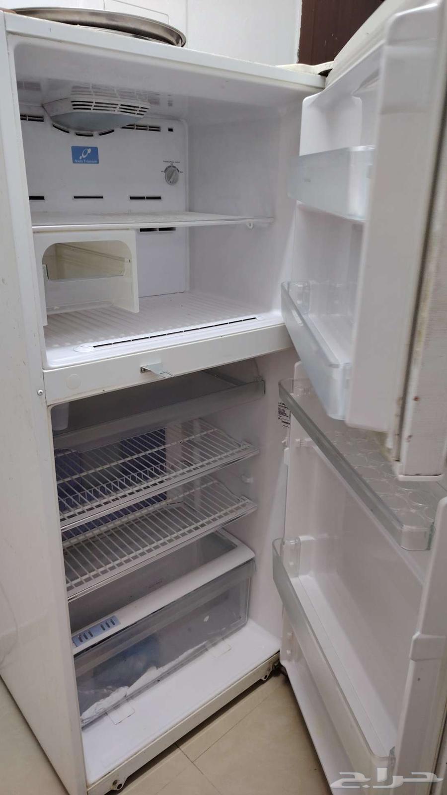 ثلاجه. كبيره مستعلمه للبيع64530826383491113
