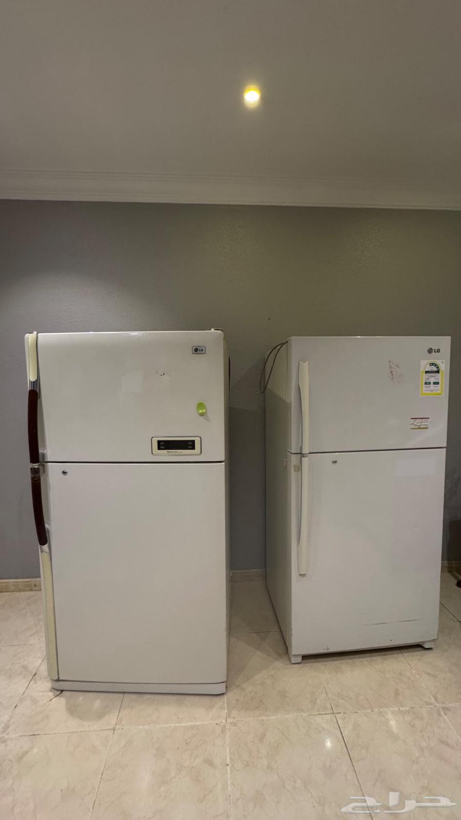 ثلاجتين وفريزر للبيع بسعر مناسب جدا64532452192001110