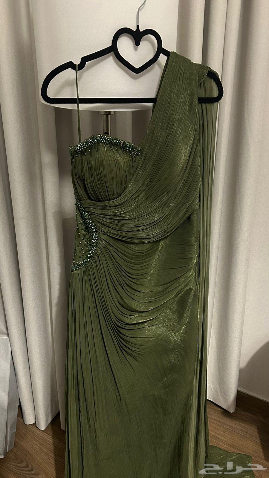 فستان سهرة من بوتيك لا فنتون64535792768386111