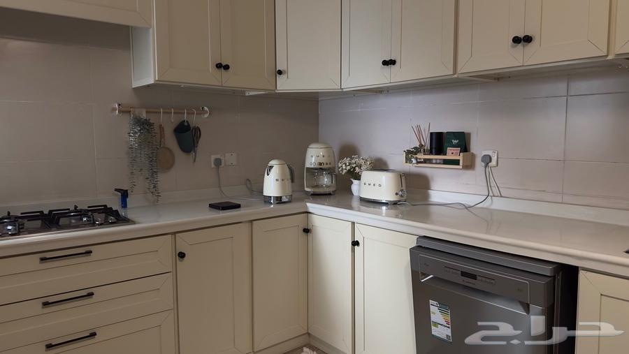 مطبخ ألمنيوم صاج فاخر شبه جديد مع رخام وحوض ستيل وخلاط عملي64532579385345112