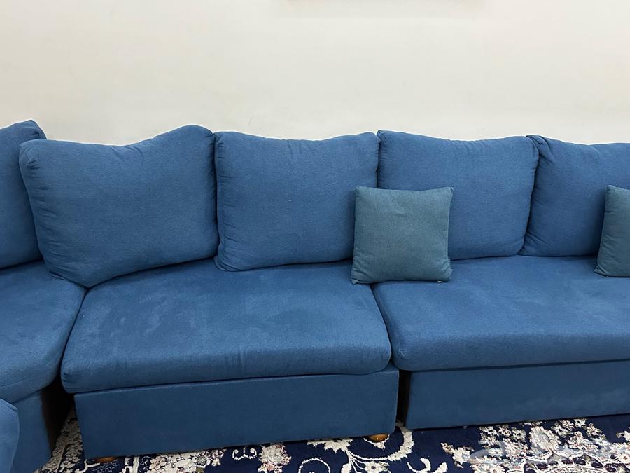 Urgently selling clean and tidy used sofa64531688806147114