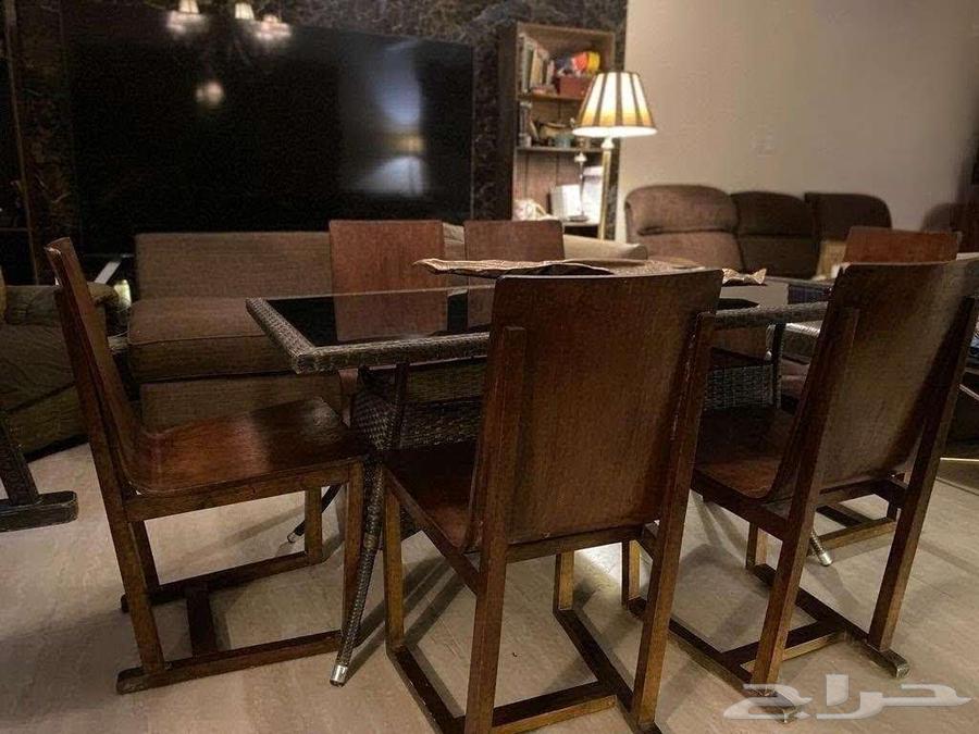 Dinning table64532748166658111