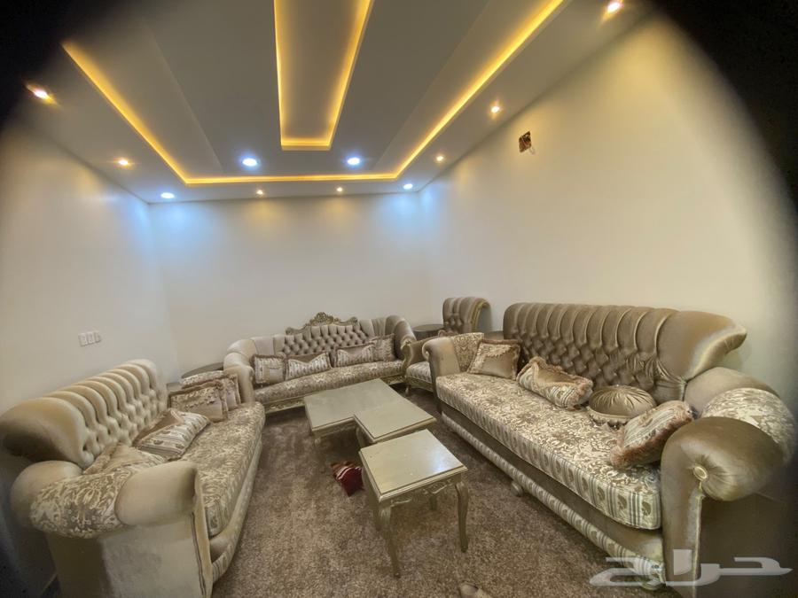 كنب مستعمل شبه جديد64579718560899110