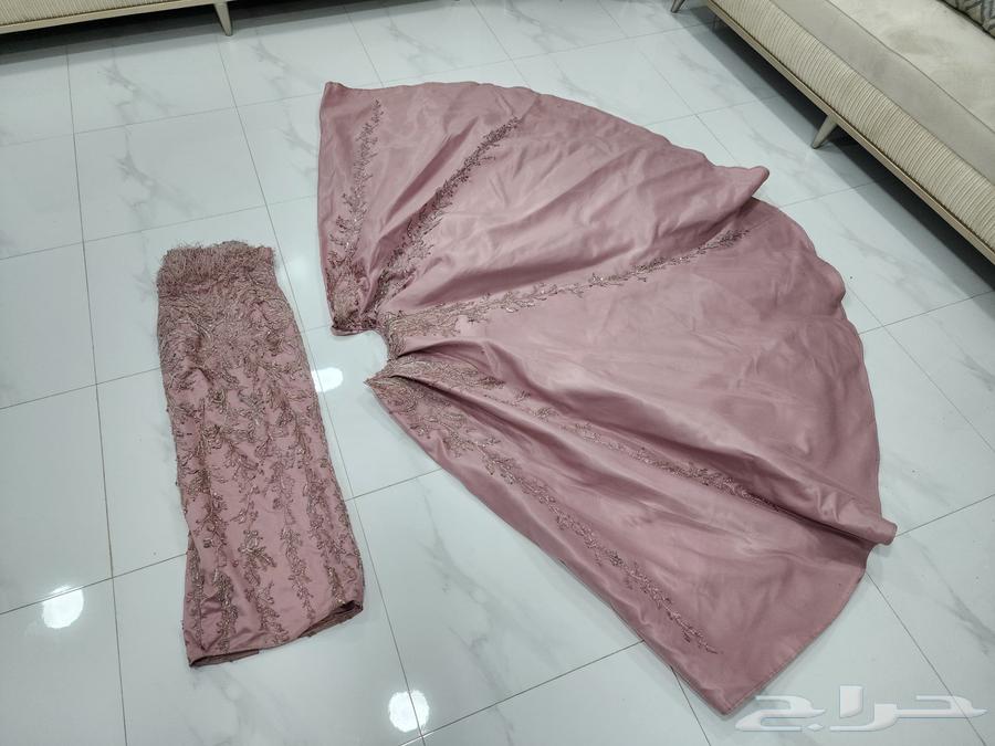 فساتين للبيع بسعر رمزي ب 50 ريال64533620529793114