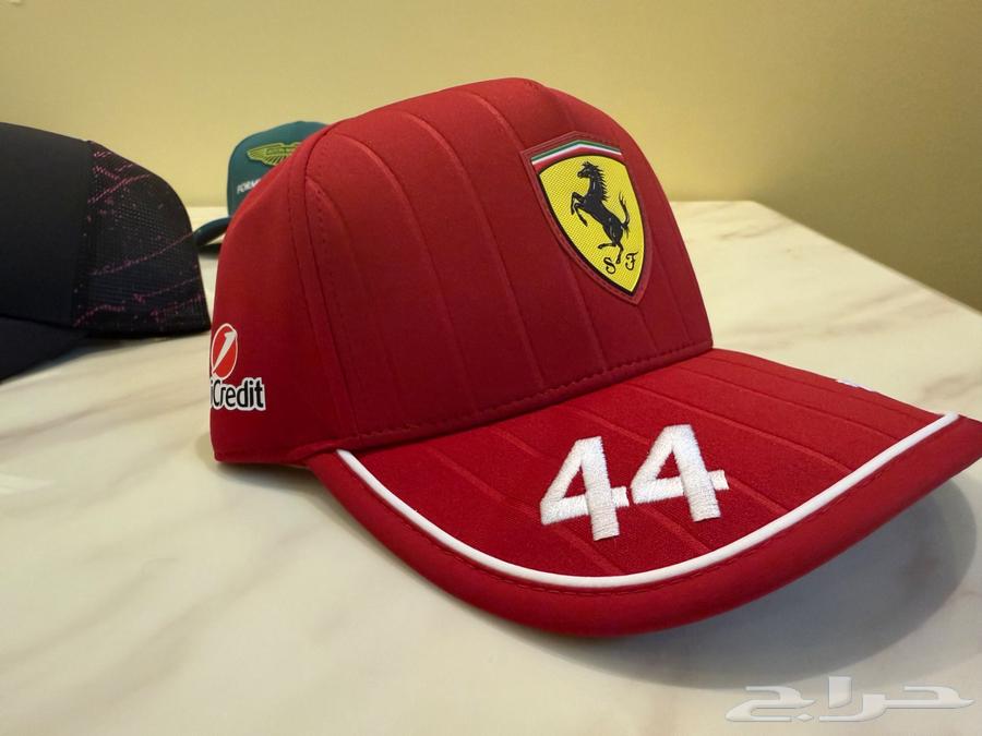 ملابس وكابات فورمولا 1 أصلية64534184233731114