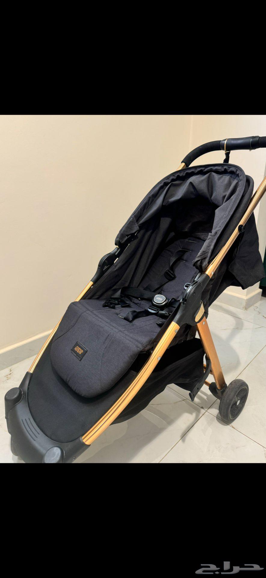 عربة اطفال مامز ( بيع مستعجل بسبب النقل 350 ريال )64537211680641111