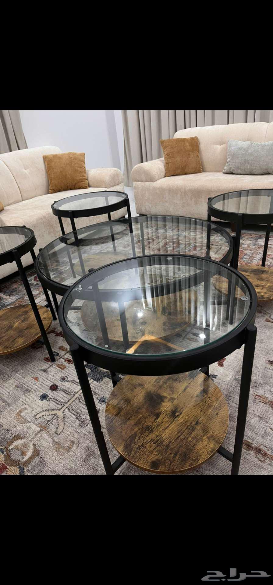 New sofa with luxurious tables64544438721026111