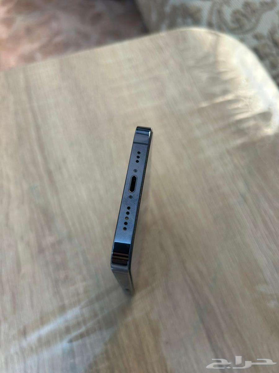 ايفون برو 13 - 256 جيجا -بطارية 93 بحالة ممتازة ازرق64538707246466113