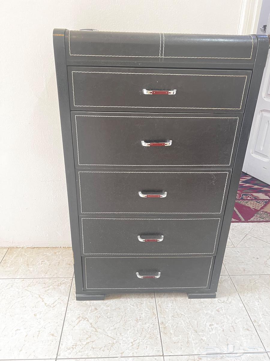 بنقل وعندي اثاث نظيف للبيع غسالة طابعة دولاب64540623901058112