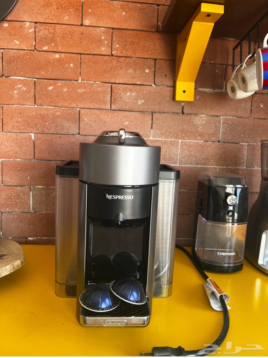 Nespresso machine64547527376643111