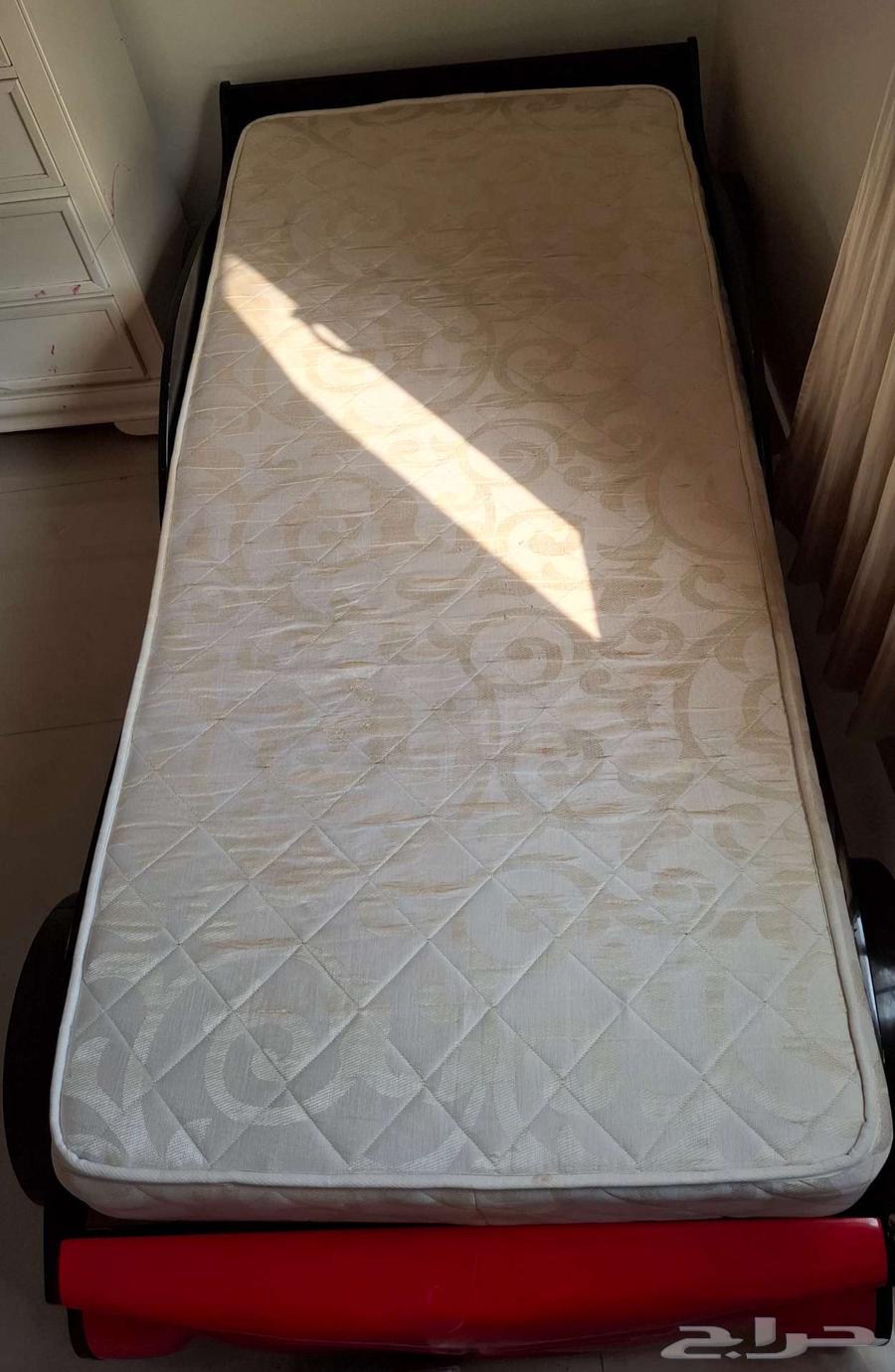 سرير بتصميم سيارة ستانلي مع مرتبة64539556828161112