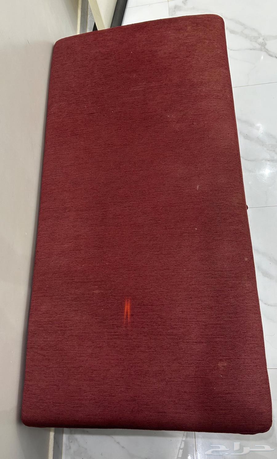 Sofa with hidden storage64542246528386111