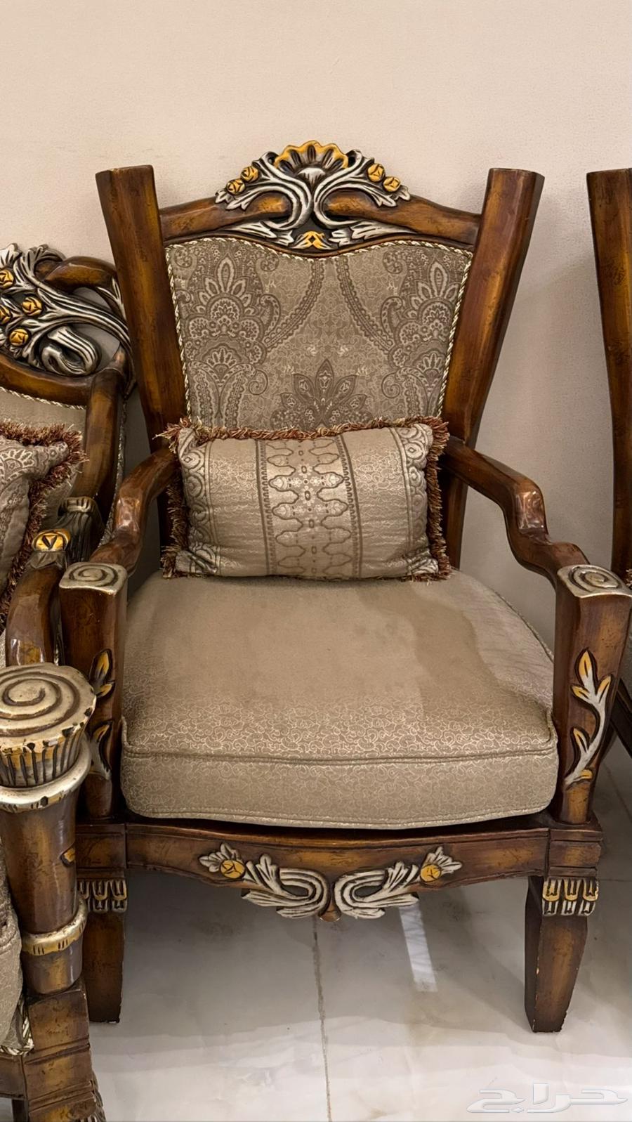 طقم كنب للبيع64539273603842112