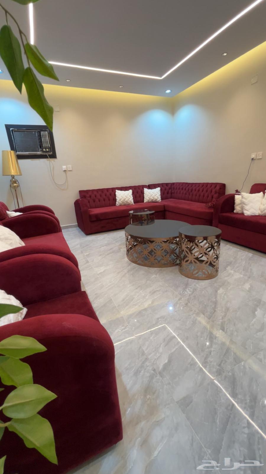 اثاث مستعمل للبيع كنب وطاولات64541364505475112