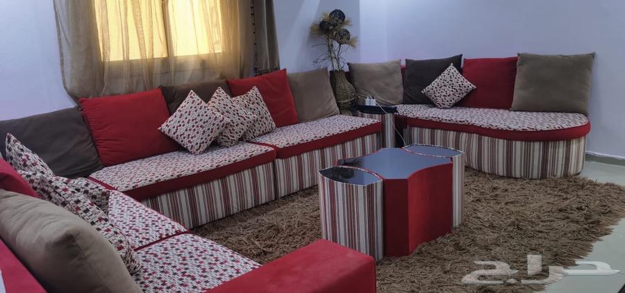 Excellent condition sofa set for sale with carpet and curtain64539001917953112