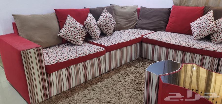 Excellent condition sofa set for sale with carpet and curtain64539001917953110