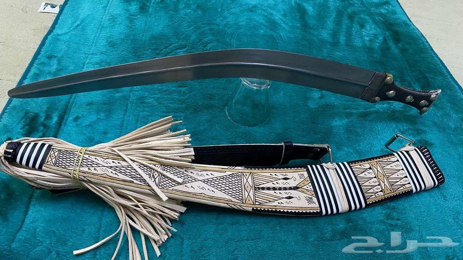 جنبية المبروقة نتيجة لضربها بالبرق64537602378753110