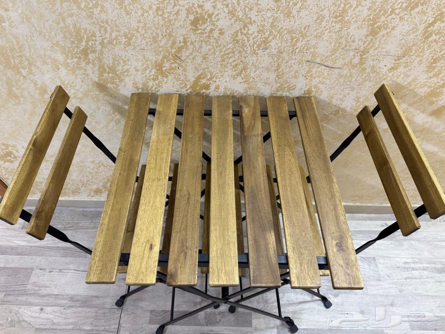 Garden table with surface64537338137347111