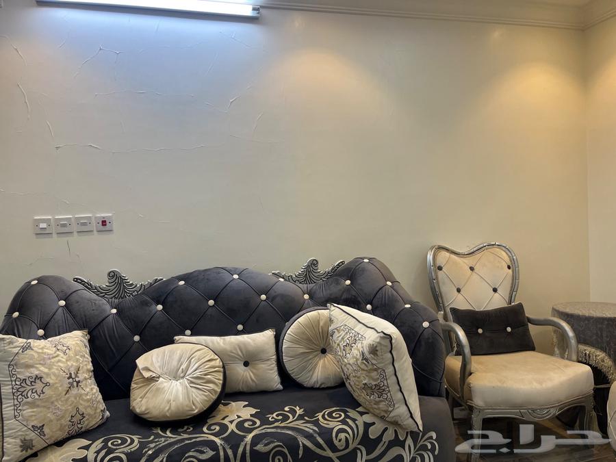 بيع اثاث كنب 4كراسي  3كنبات طويلة  الكنب بحالة جيدة64538850467075111