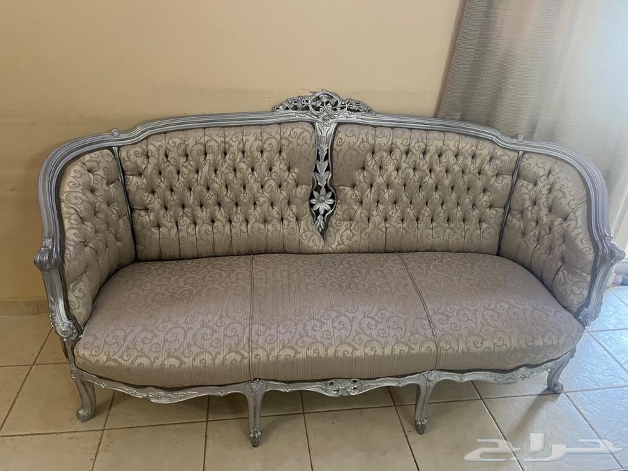 غرفة ضيوف جيدة تتسع 8 اشخاص64540152685442110