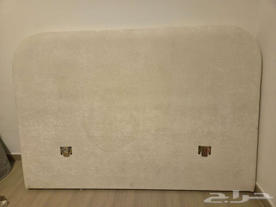 Two beds - two boxes .. and a bed64543817980931111