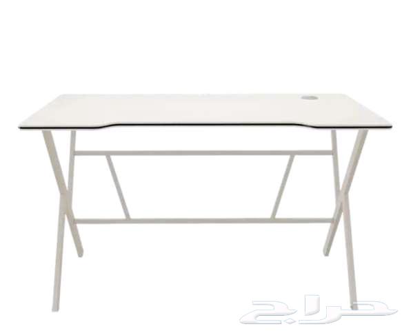 عرض اليوم الوطني طاولة 140 سم مع كرسي قيمينق (جديد)64548224669443112