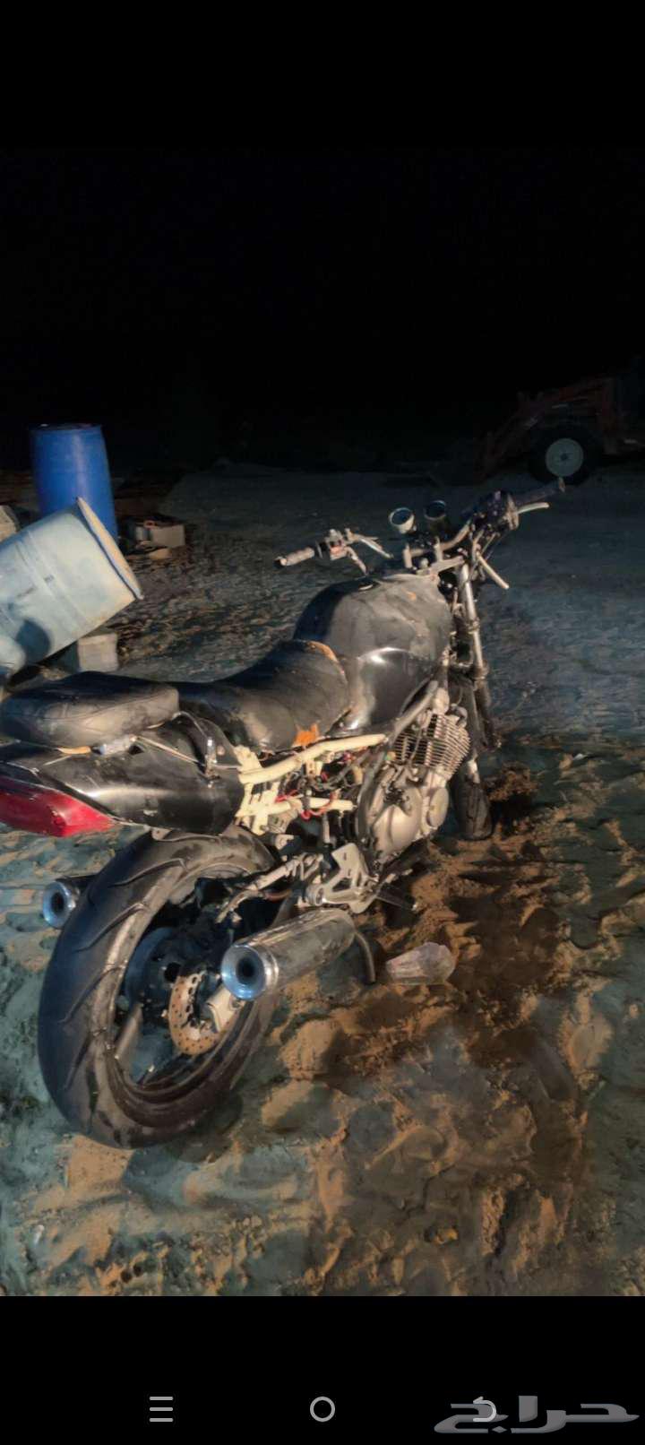 Yamaha R6 600 2004 model, ownership paper only64511085700739113