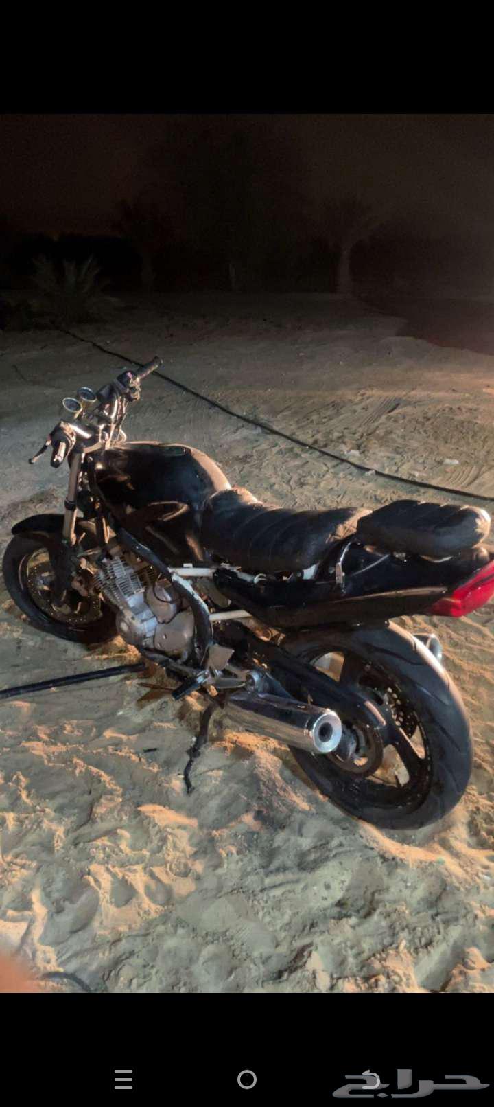 Yamaha R6 600 2004 model, ownership paper only64511085700739114