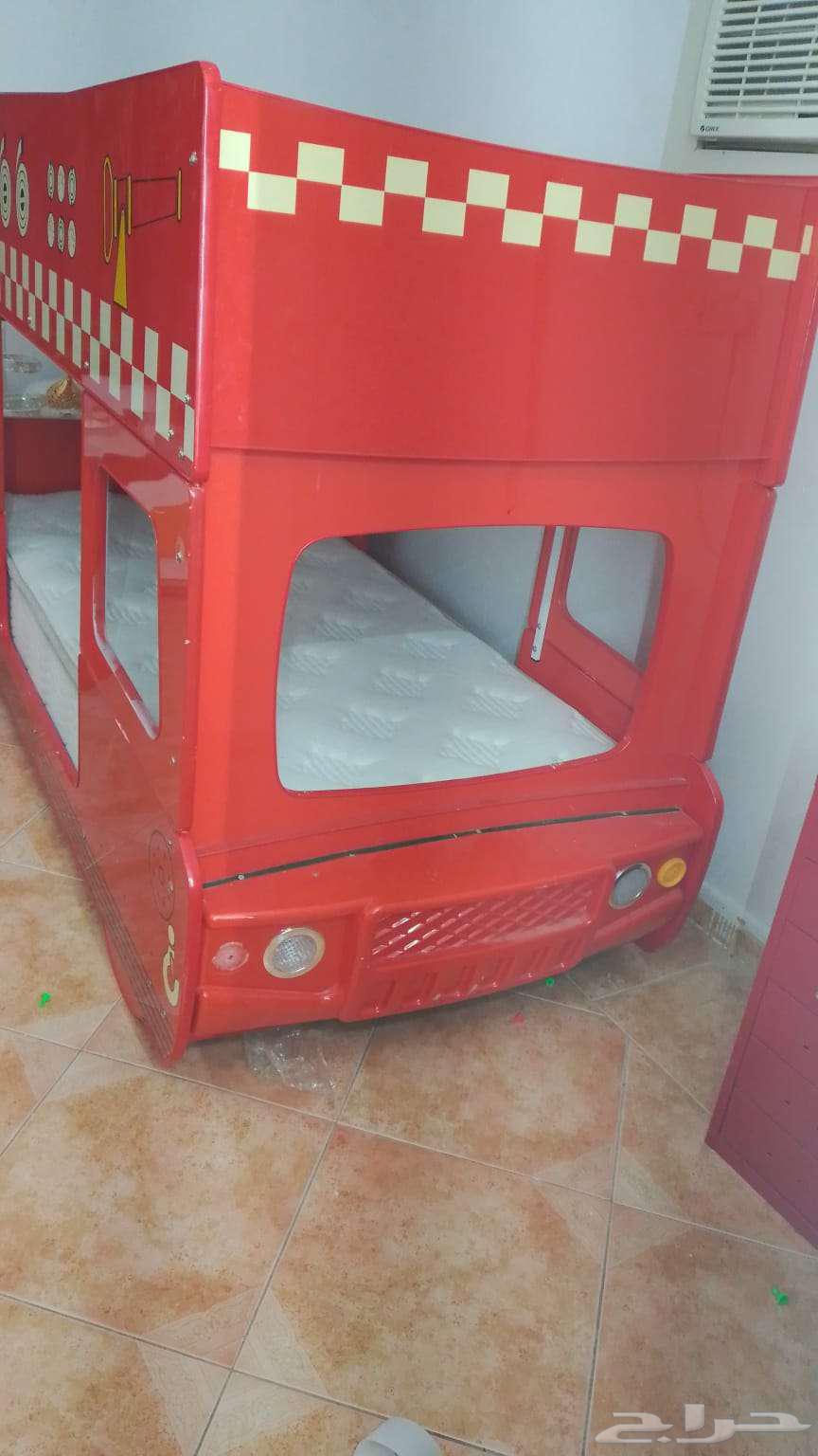 Bed64547763058049112