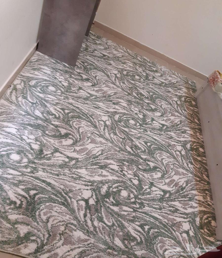 سجادة مفرشة زولية 3 4 و 2 2 نظيفة للبيع64547569357954110