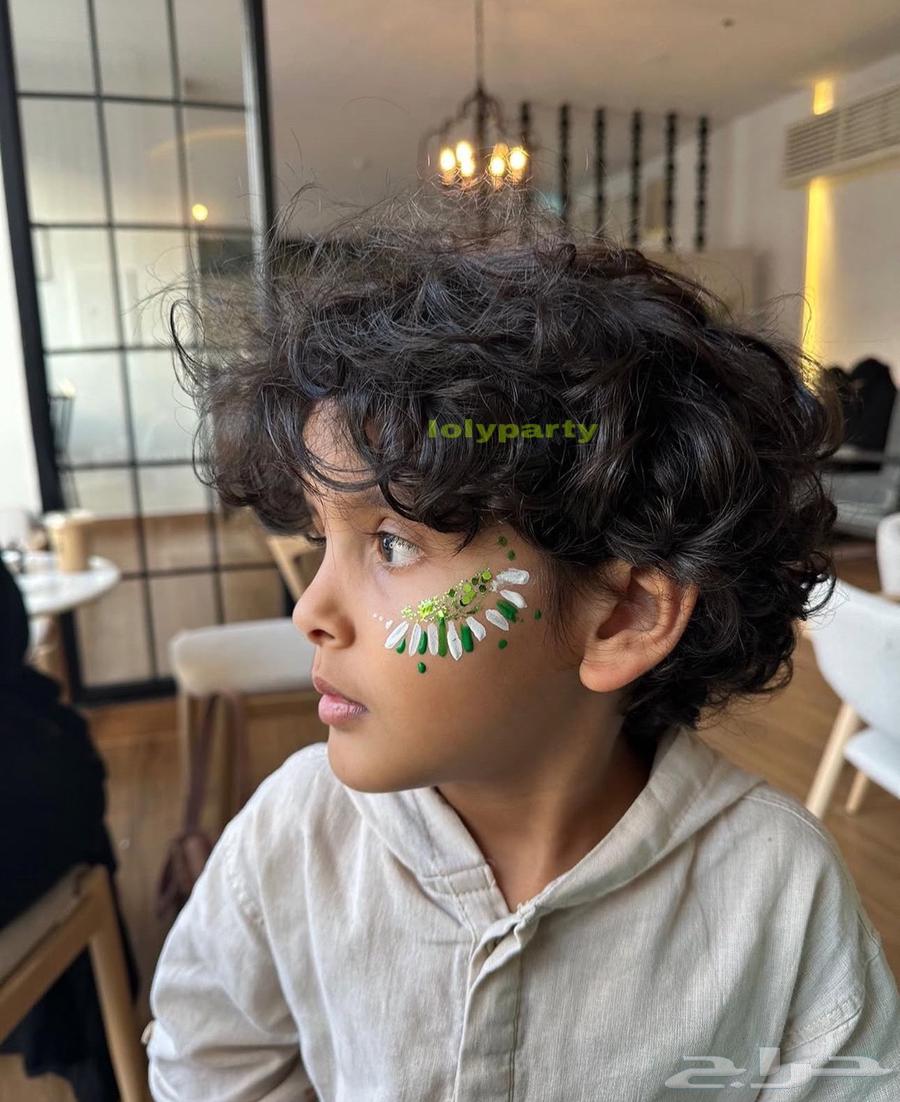 رسم على الوجه في اليوم الوطني64552392069377111