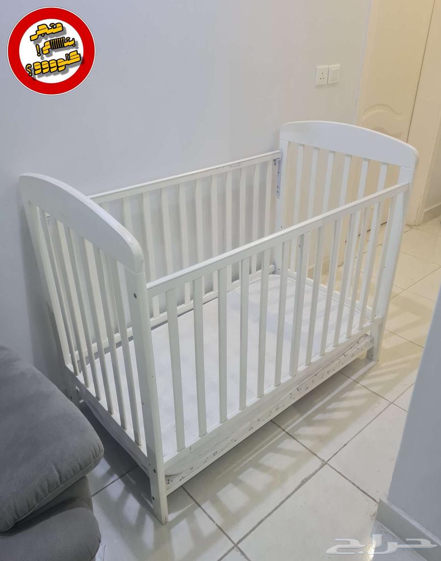 للبيع سرير اطفال64549641452163110